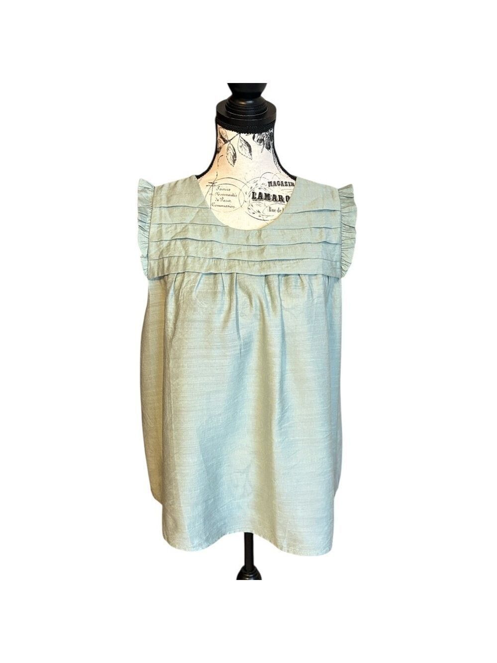 L Love Sleeveless Blouse Pleated Ruffle Flowy Sage Green Size M New
